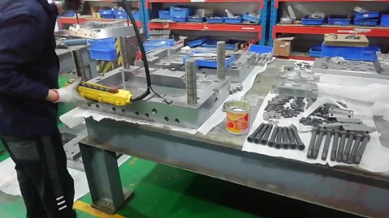 Custom Plastic Comb Mould Design Commodity Daily Use Injection Mold